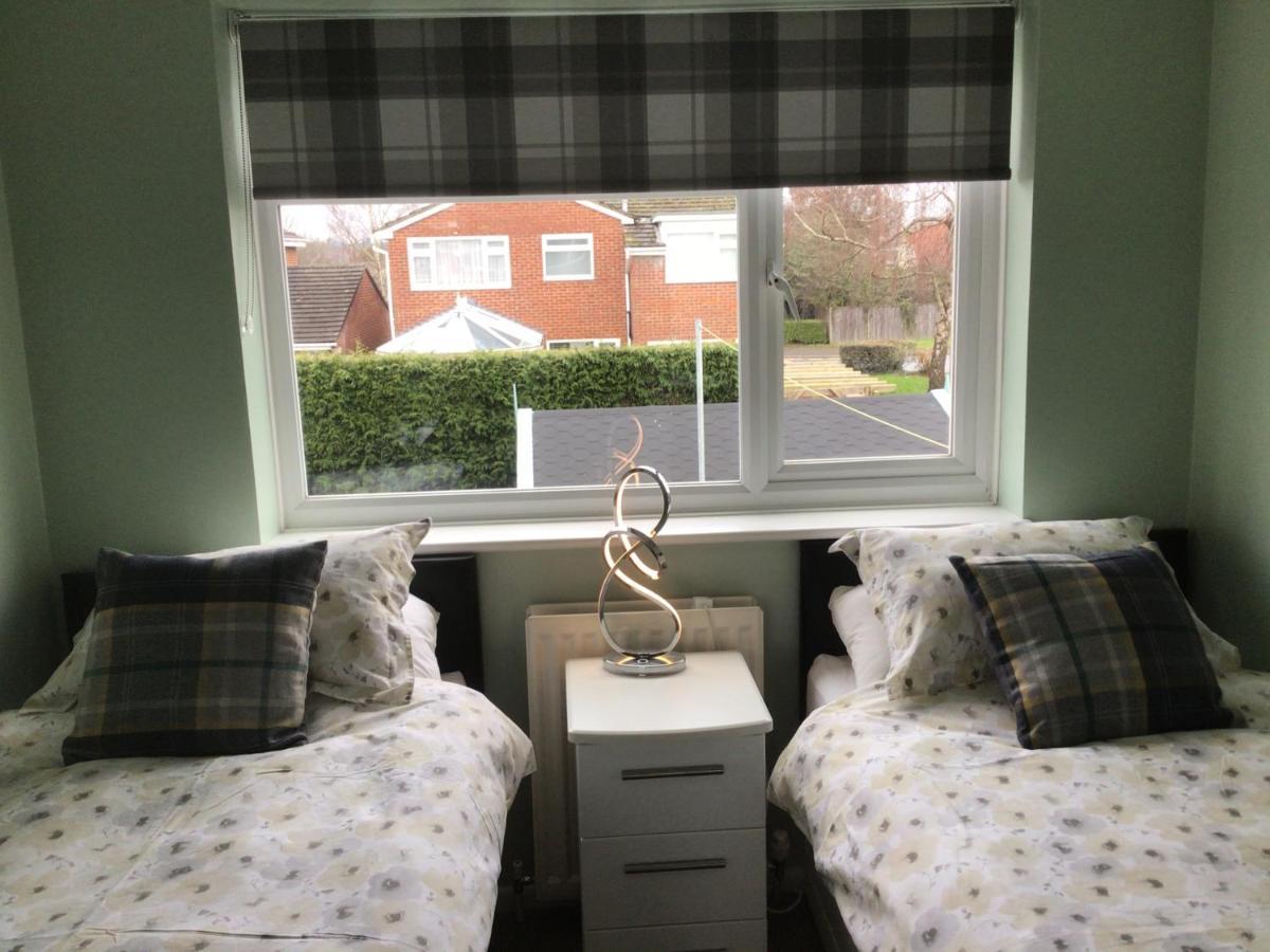 Apps B&B Poole Luaran gambar